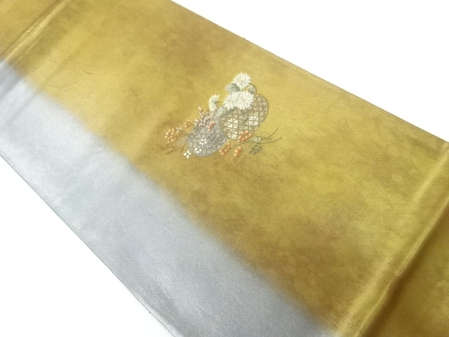 引箔花籠模様織出し袋帯